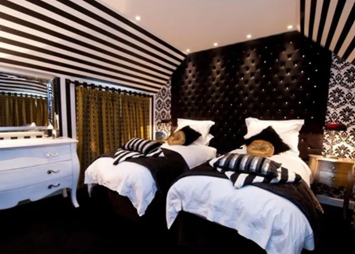 The Copper Horse فندق سكرابورو