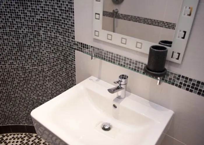 The Copper Horse سكرابورو