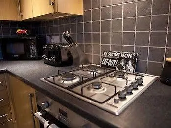 铜马小屋 *