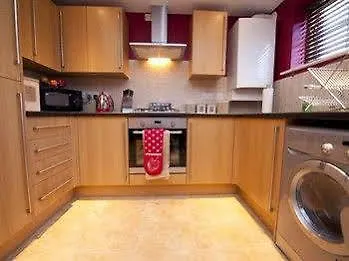 铜马小屋 * 斯卡伯勒