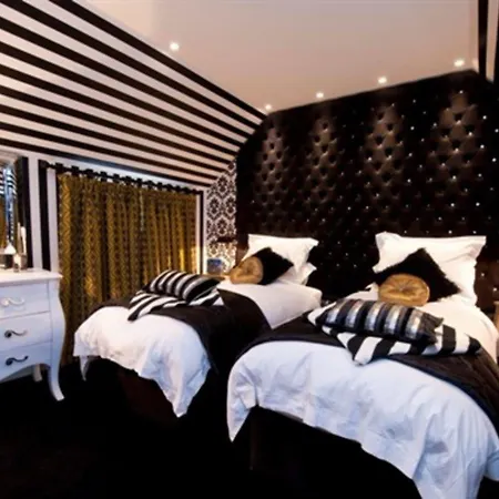 The Copper Horse Отель Скарборо